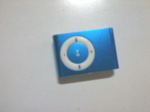 MP3 Player Shuffle AZUL s/ cartão de memória