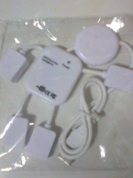 HUB USB modelo "BONECO ROBÔ"